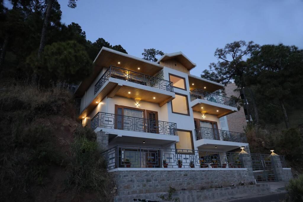 The Cerro Rico - 3 Bhk Modern Villa 卡绍利 外观 照片