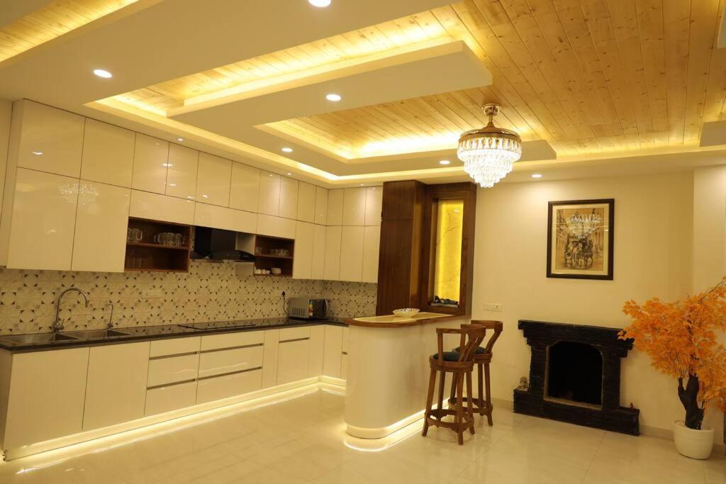 The Cerro Rico - 3 Bhk Modern Villa 卡绍利 外观 照片