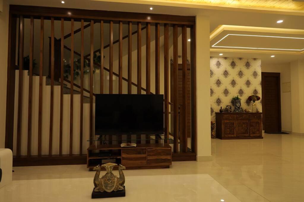The Cerro Rico - 3 Bhk Modern Villa 卡绍利 外观 照片